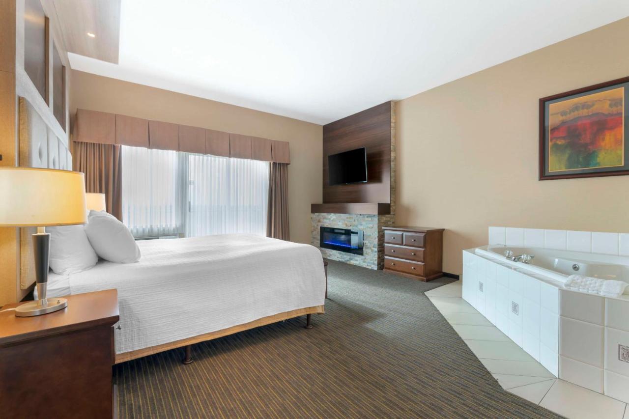 Best Western Plus Mission City Lodge Exterior photo